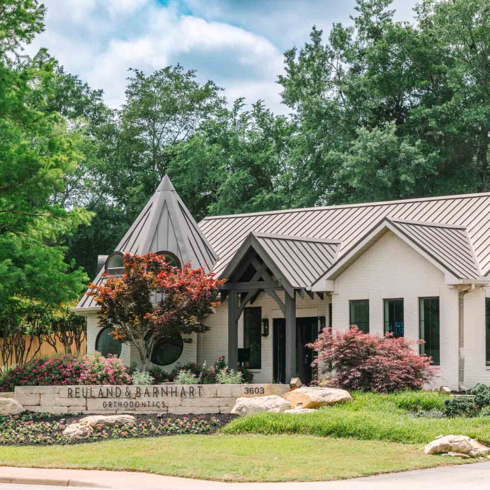 tyler exterior randb 104 1000x1000 - Our Orthodontic Office