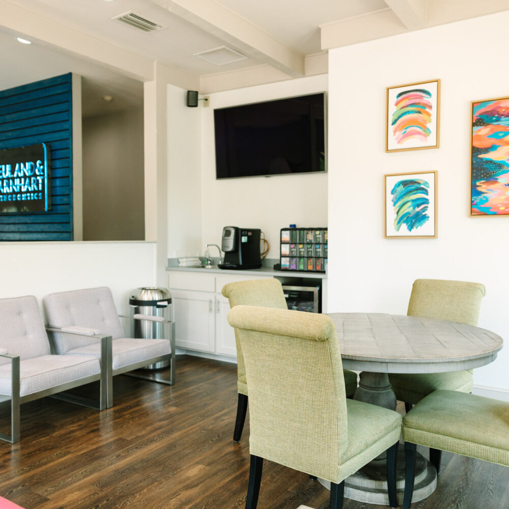 tyler interior randb 108 1000x1000 - Our Orthodontic Office