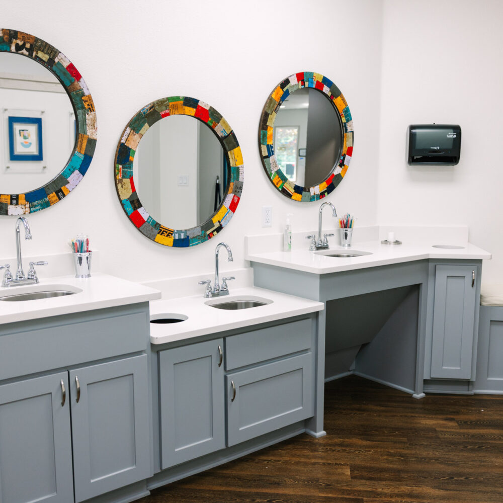 tyler interior randb 149 1000x1000 - Our Orthodontic Office